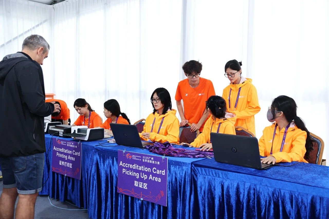 2453812188e292a7ea14fd45b6649fd8